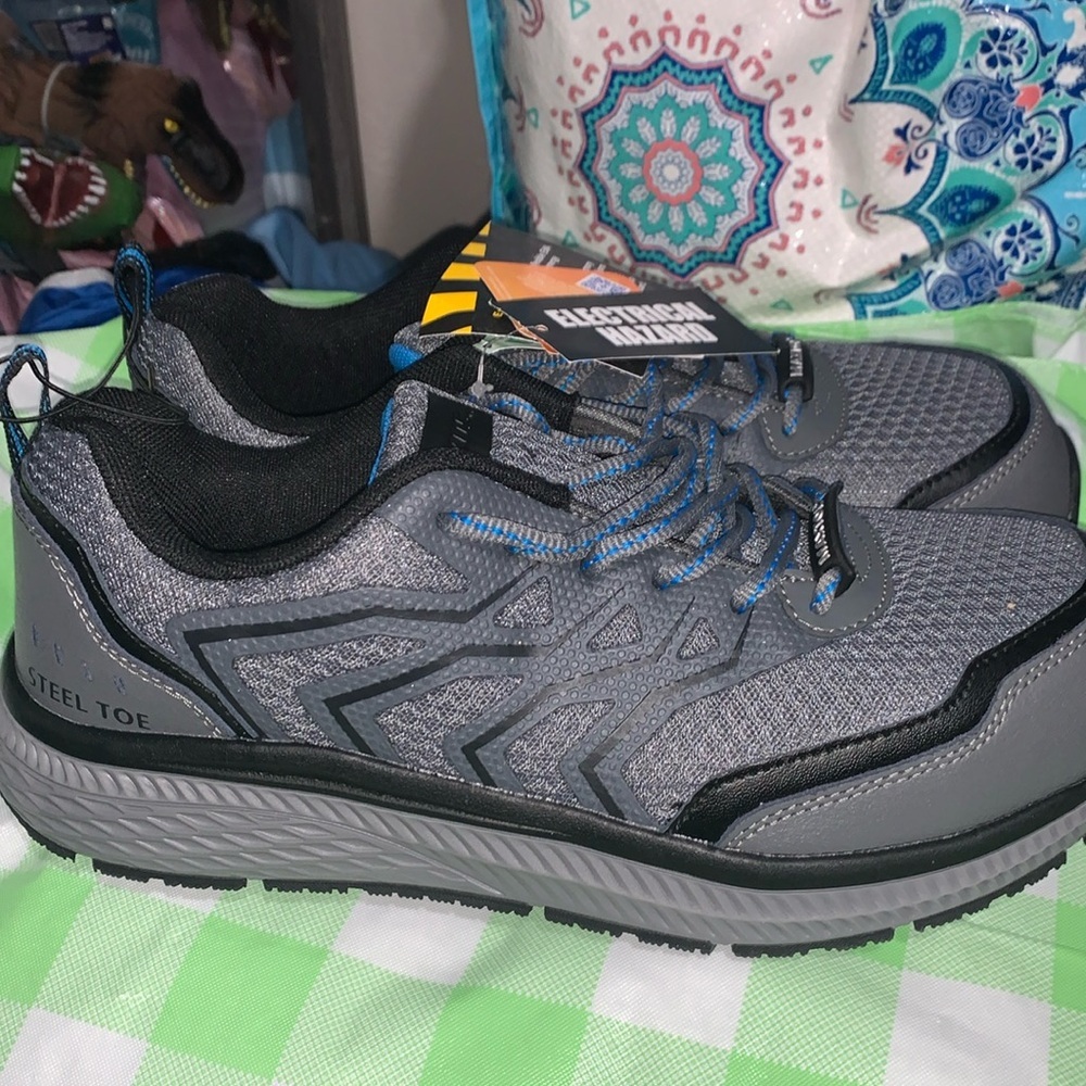 Brazos- steel toe shoes